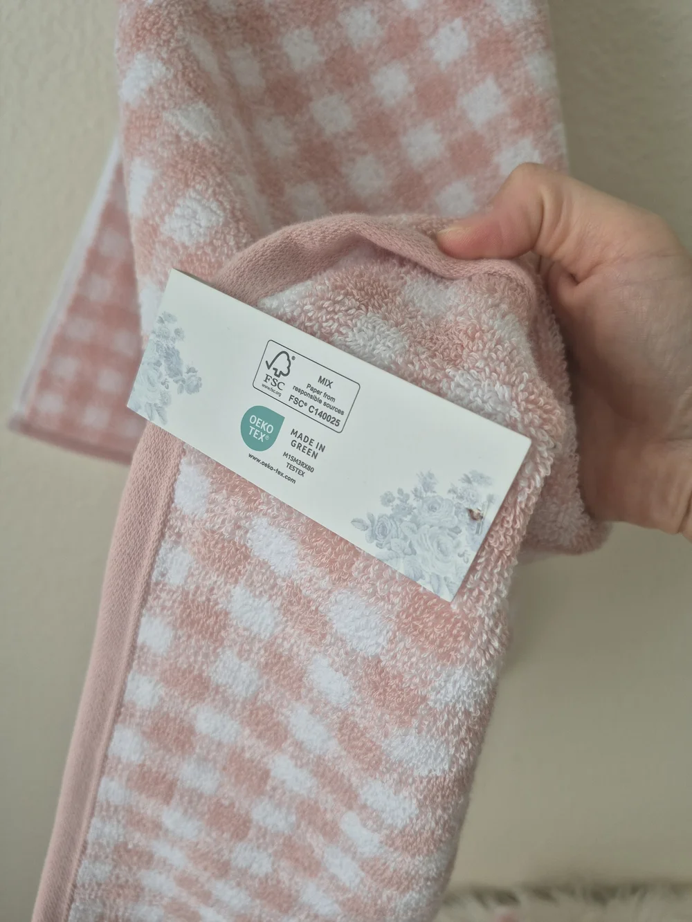 Shabby Chic 100% Cotton Bath Towel set of 2pc pink & white Plaid 30in x 56in